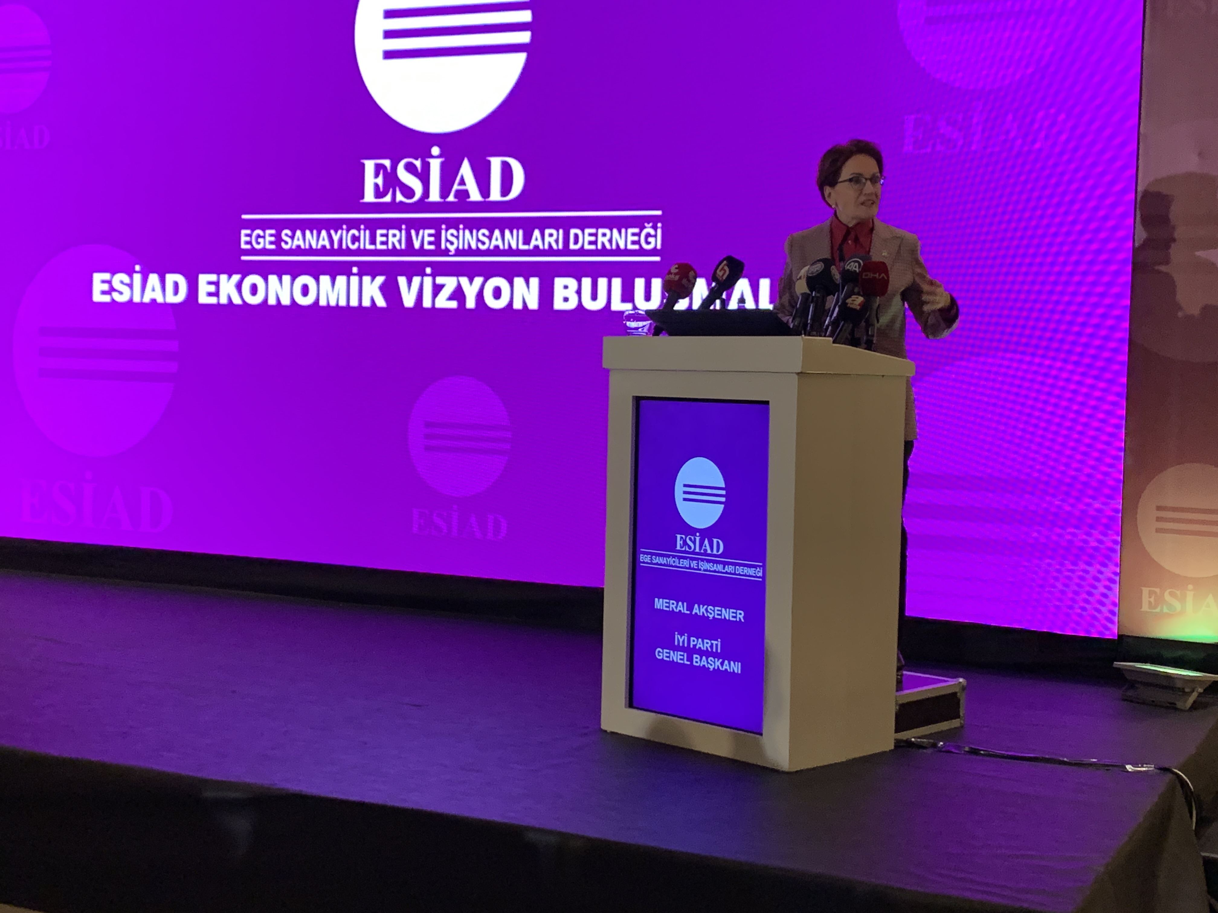 Meral Akşener izmir led ekran ,ses simultane ses sistemi delege mikrofonu  hizmeti